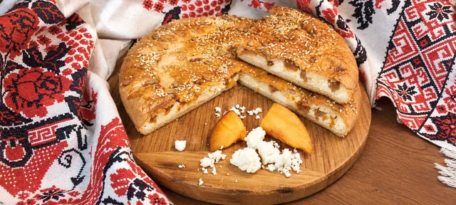 Пирог с творогом и абрикосами (песочный) Пирог с творогом и абрикосами (песочный)